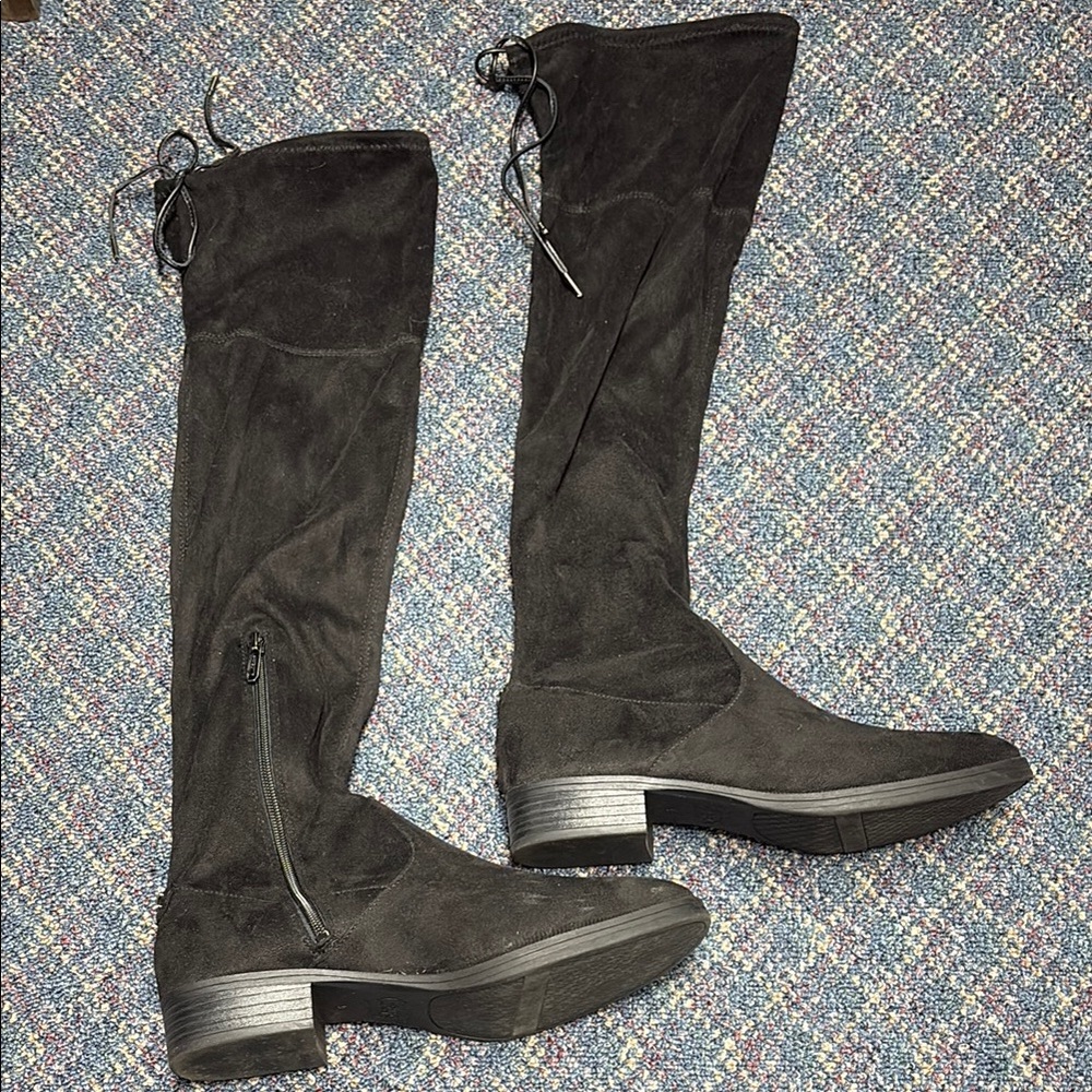 Preloved Circus Women's Black over-the-knee boots size 9